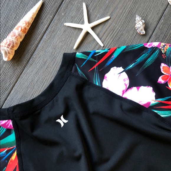 🍋🌴HURLEY RASH GUARD🌴🍋 - Picture 7 of 7
